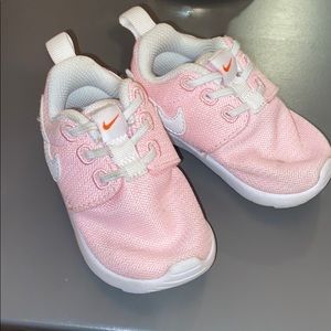 Pink nike shoes